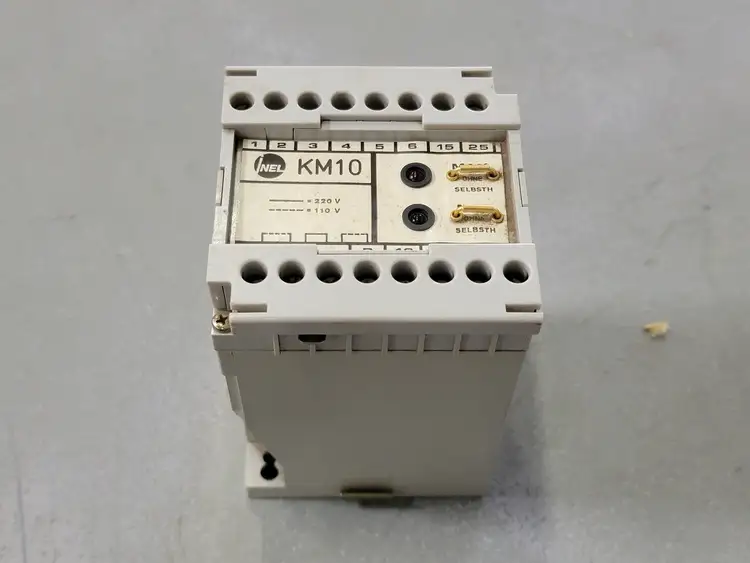 Used INDUSTRIE ELEKTRONIK KM10 Switchgears British Columbia CA | Lenmark #240692