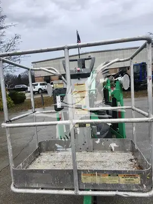 USED 2018 JLG T350