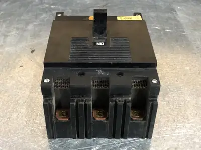 USED SQUARE D 999370