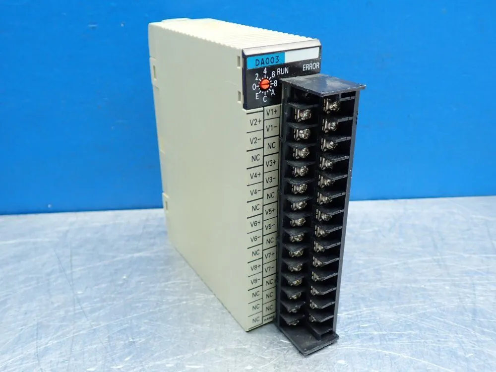 USED OMRON C200HDA003