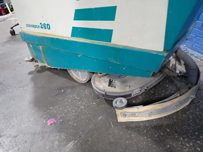 USED NOBLES SCRUBBER 260