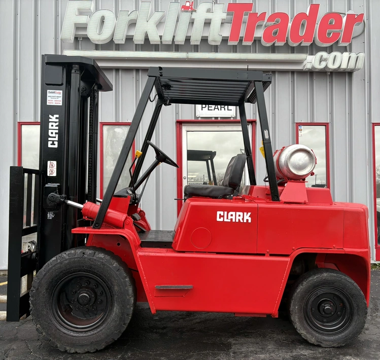 Used CLARK C500-Y80 Misc Forklifts Wisconsin US | Forklifttrader.com #567103