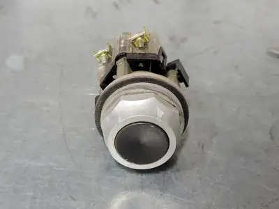 Push Button Switch
