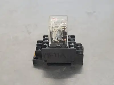 USED OMRON LY3N