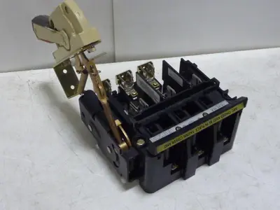 USED ALLEN BRADLEY 1494V-DS30 SER A