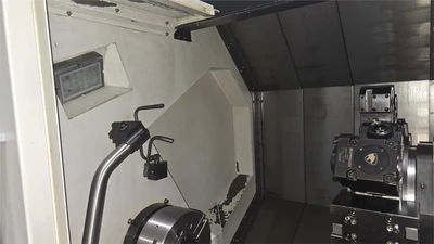 USED HWACHEON HI-TECH 230BL YSMC