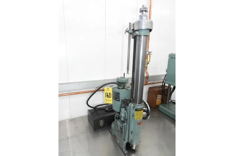 Used _UNKNOWN_ _UNKNOWN_ Cylinder Boring Machines Michigan US | Thompson Auctioneers #1520891