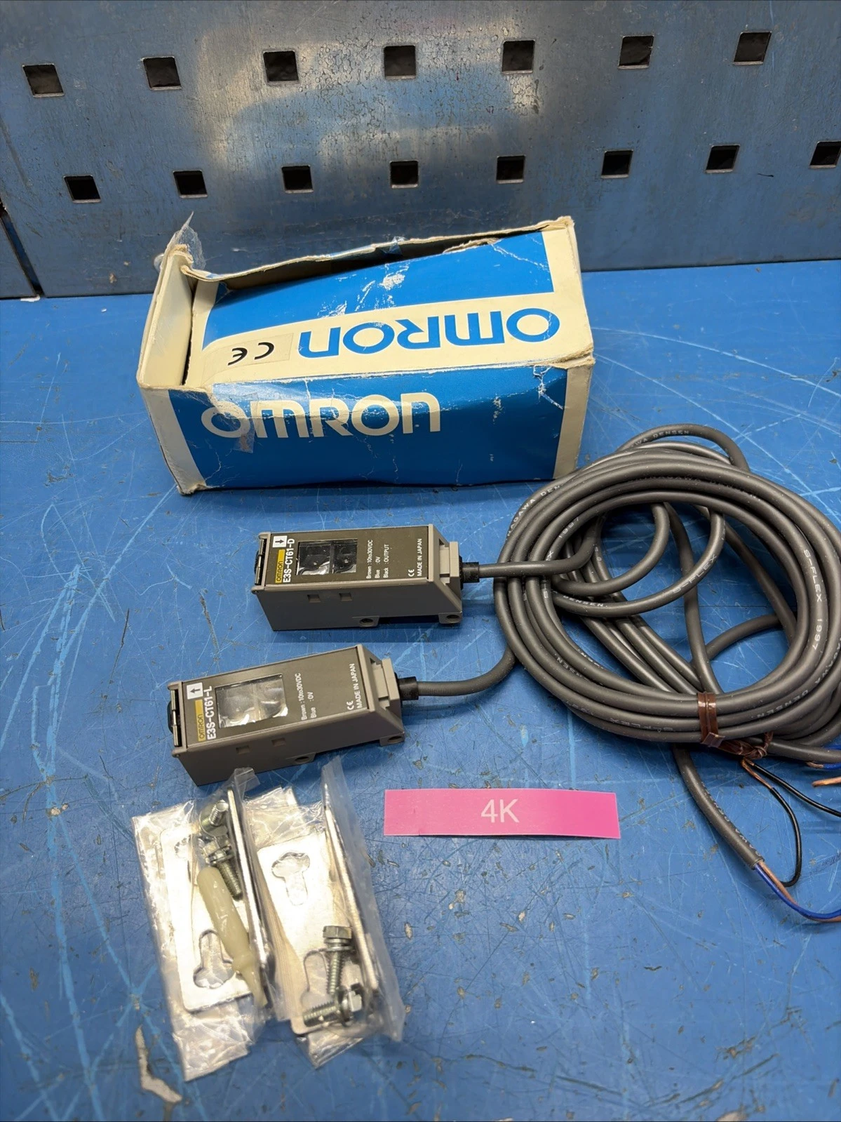 NEW Omron E3S-CT61-L