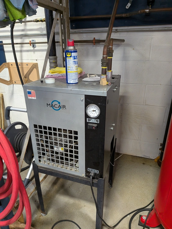 Used _UNKNOWN_ _UNKNOWN_ Refrigerated Air Compressor Dryers Indiana US | Brewhouse Equipment Group #1322012