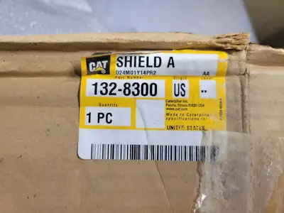 NEW CATERPILLAR 132-8300