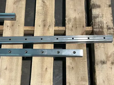Used THK _UNKNOWN_ Linear Guides Ohio US | HGR 24 #1358107