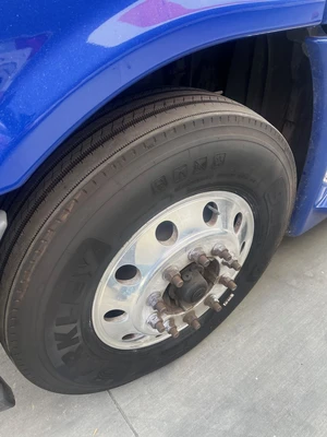 2017 Freightliner Cascadia Evolution "i" Class 125 Deisel Sleeper _UNKNOWN_ Road Tractor | Iron Listing (3)