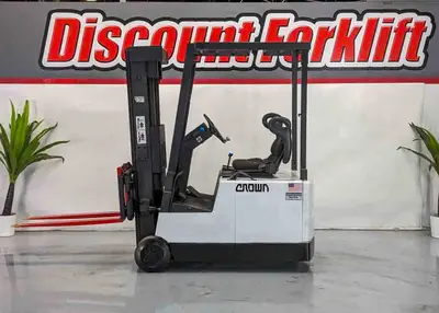 USED 1995 CROWN 30SCTT-S