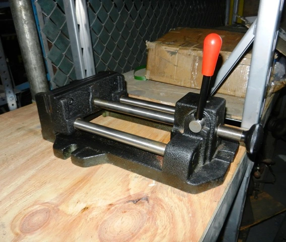 VISE 8" JET