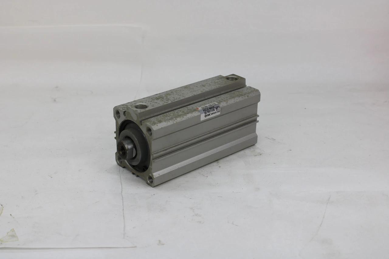 USED SMC CDQ2A50-100D-XC35