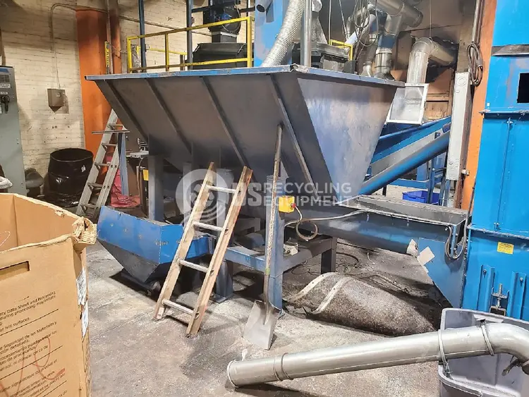 Used UNKNOWN MANUFACTURER: USED HOPPER WITH 3HP 10" AUGER Hoppers | US Recycling Equipment #474503