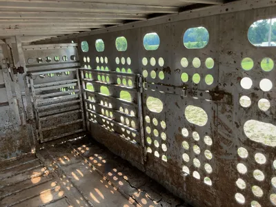 Used 2007 MERRITT 53' ALUMINUM LIVESTOCK Agricultural Trailers Michigan US | Miedema Asset Management Group #1328961