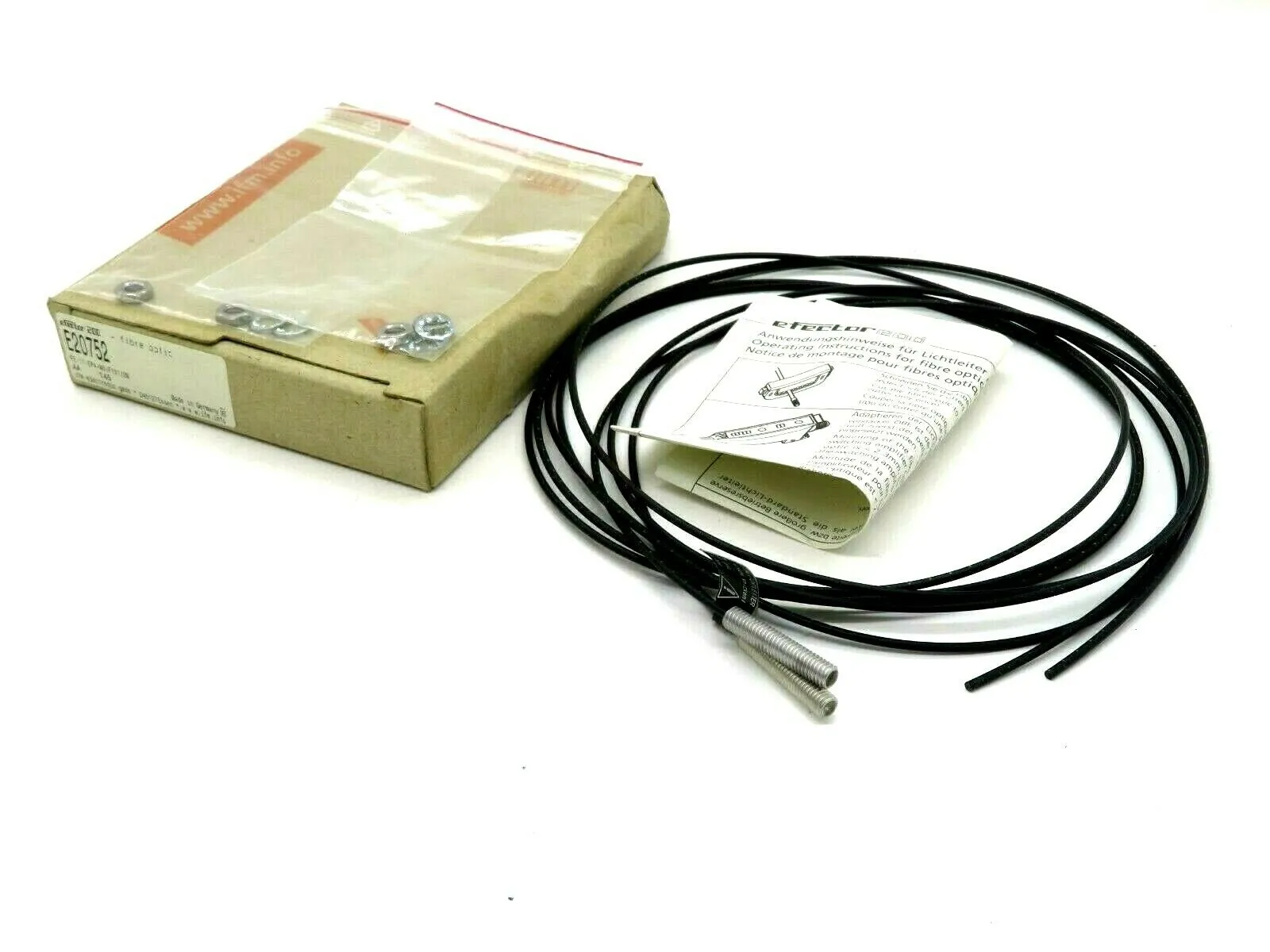 NEW EFECTOR IFM FE-11-EPA-M6/F1X1/2M THROUGH-BEAM SENSOR E20752 FE11EPAM6F1X12M1