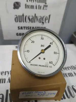 New | in-Stock MOORE 0-60 Universal Pressure Meters Ohio US | Surplus Asset Holdings #1234972