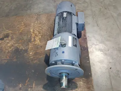 USED SEW-EURODRIVE RF86DT132S8/2BHF7