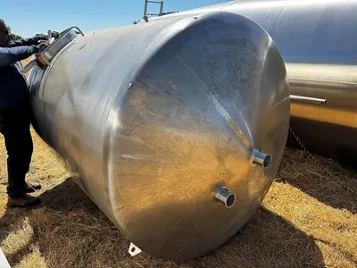 Tank, 1,500 Gallon, Stainless Steel, Vertical, Cherry-Burrell #5991405
