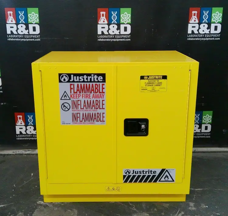 Used _UNKNOWN_ _UNKNOWN_ Hazardous Storage Units California US | R&D Laboratory Equipment #796663