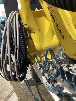 USED FANUC FANUC LR MATE 200ID