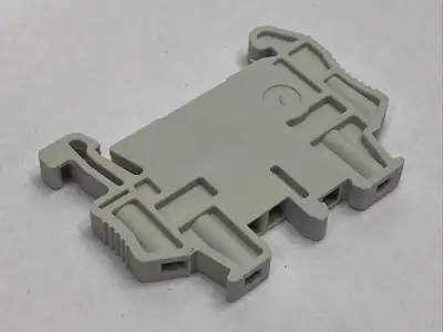 8WH9 150-0CA00 | Siemens  Terminal Block End Block LOT OF 10 - New Other