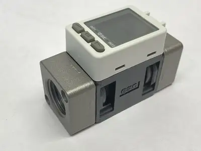 PFMB7501-F04-FN-R | SMC  2-Color Display Digital Flow Switch 5-500 L/min - New Other