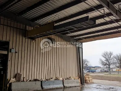 Unknown Manufacturer: Used 114' Horizontal Conveyor