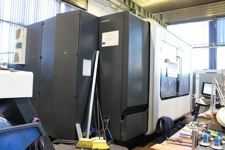 Used 2010 DMG DMF 260 Vertical Machining Centers CZ | Amaron s.r.o. #1233256