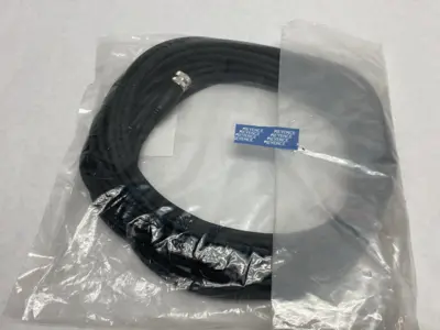 NEW KEYENCE STANDARD M12 CONNECTOR TYPE CABLE 8-PIN 10M