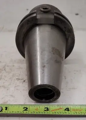 USED UNIVERSAL ENGINEERING 4611045 MOD 50