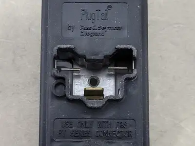 USED LEGRAND PT5362GRY