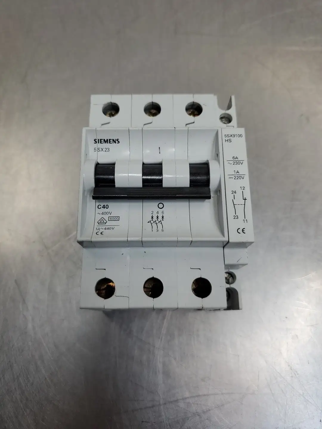 USED Siemens 5SX23 C40 Circuit Breaker, 3-Pole, 40 Amp, 400V w/5SX9100HS