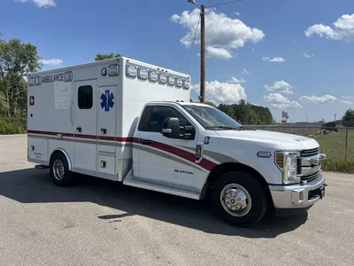 Used 2019 FORD F350 SUPER DUTY AMBULANCE Misc Trucks Minnesota US | Carco Truck & Equipment #1514320