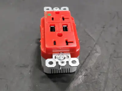 NEW PASS & SEYMOUR TR8300HUS-RED