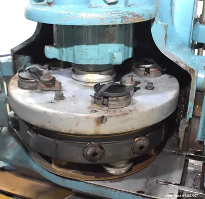 USED AMERICAN CAN 8