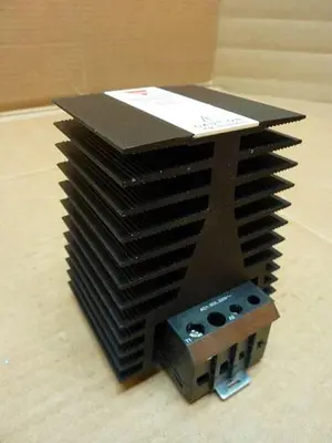 NEW CARLO GAVAZZI RN1A23A50