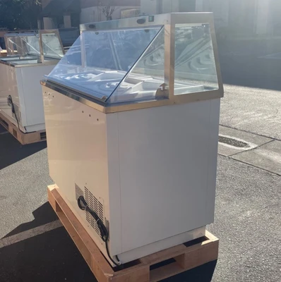 171-0344 4’ Full Service Ice Cream Gelato Freezer Case