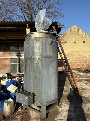 1,700L S/S Electrically Heated Mix Tank 4 kw