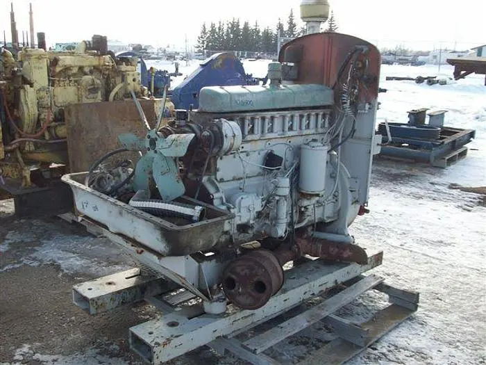 Used WAUKESHA 6 CYLINDER NATURAL GAS ENGINE Gasoline Engines Saskatchewan CA | Chad Equipment #466703
