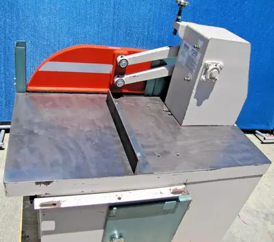 Used GRIZZLY _UNKNOWN_ Trim Saws California US | Bay Line Tool #1316308