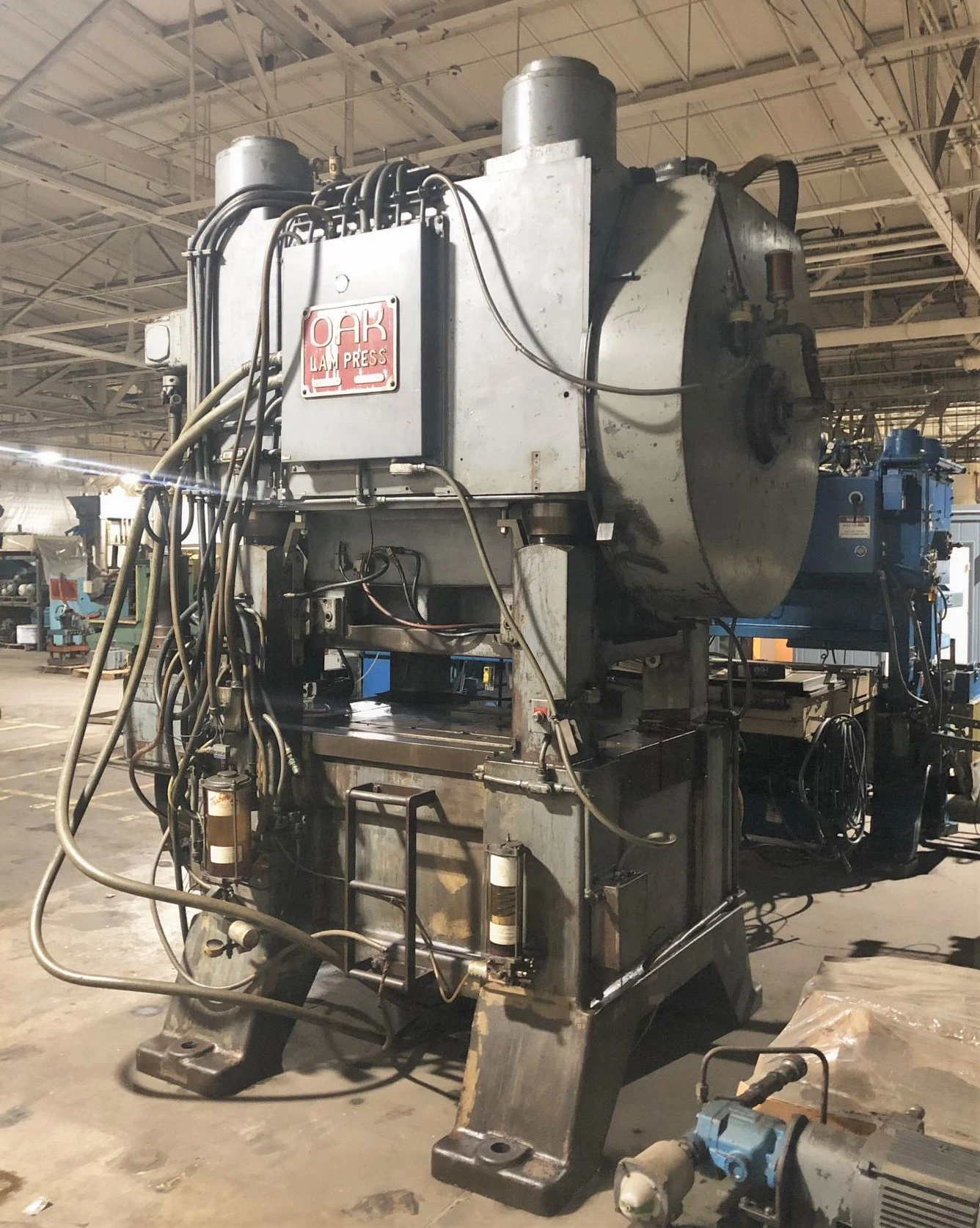 USED 1975 OAK OAK LP-4 PRESS