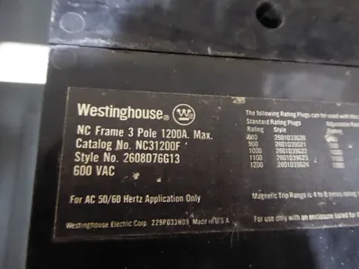 Westinghouse SNB 1200A Enclosed Circuit Breaker NC31200F w/ 1000A Plug Used