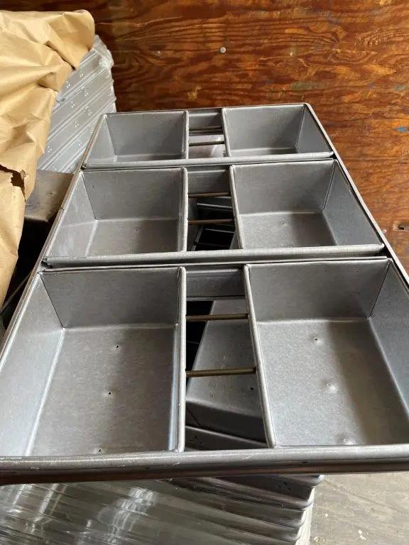 USED 2016 American Pan Loaf Pan