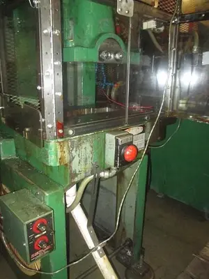 1672-230 Federal 22 Ton HIGH SPEED OBI Single Crank Power Press, Model 22T
