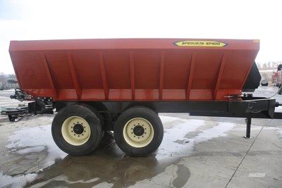 New | in-Stock 2026 PEQUEA SP400 Manure Spreaders Pennsylvania US | Zimmerman Farm Service #1410443