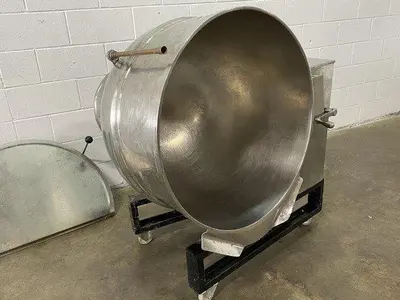 USED 1982 GROEN DEE/4-60