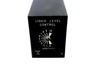 USED ENTRELEC SSAC LLC44A5A LIQUID LEVEL CONTROL 120VAC